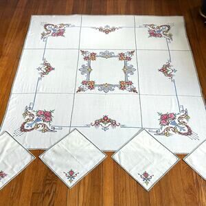 Vintage White Cotton Blend Embroidered Tablecloth with 4 Matching Napkins Floral
